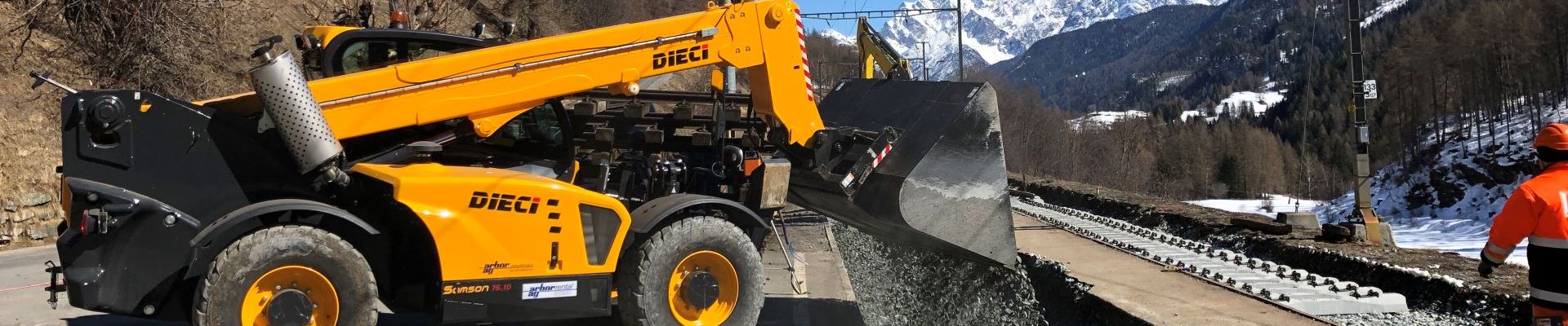 Teleskoplader mieten2.jpg